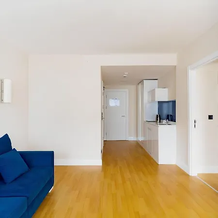 Luxury Living Orbi City Батуми Экстерьер фото
