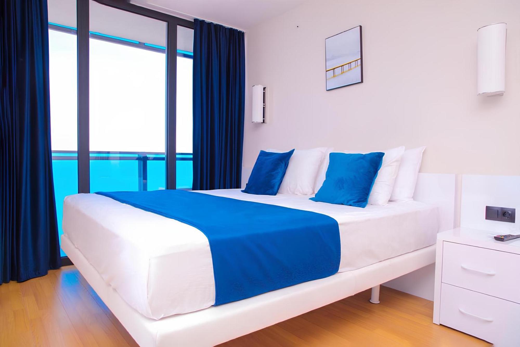 Luxury Living Orbi