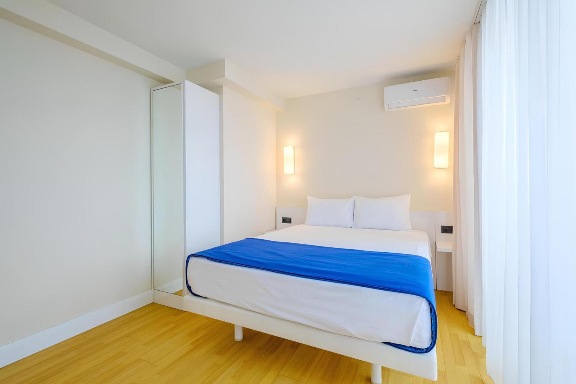 Luxury Living Orbi Апартаменты Батуми